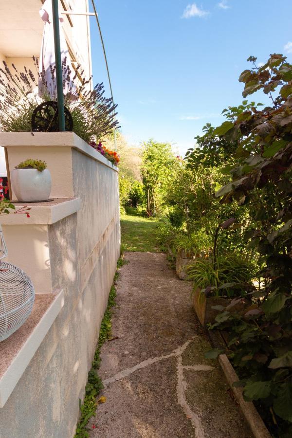 L'Appartement A Cardaillac Rodez Eksteriør bilde